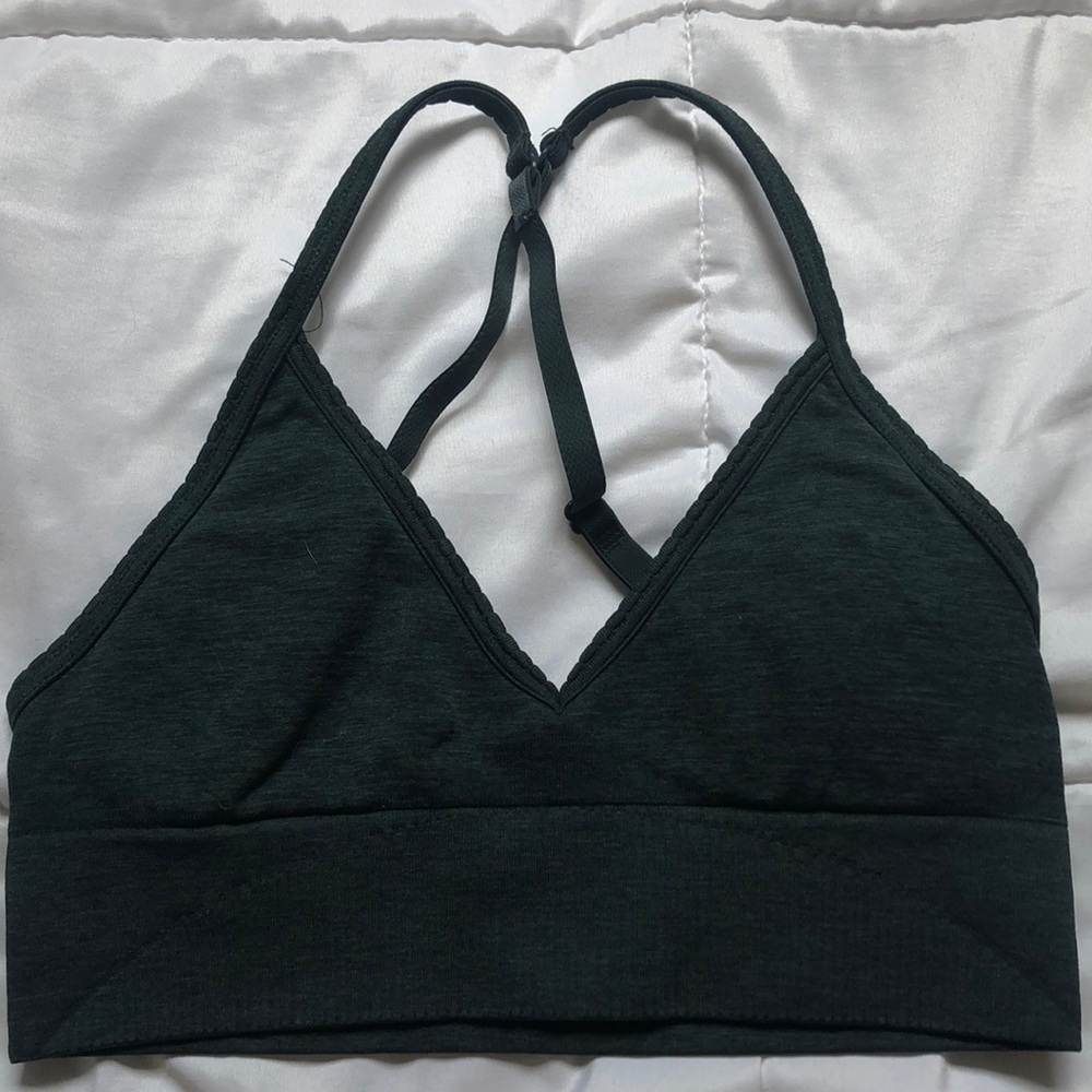 Army green Lulu lemon sports bra!